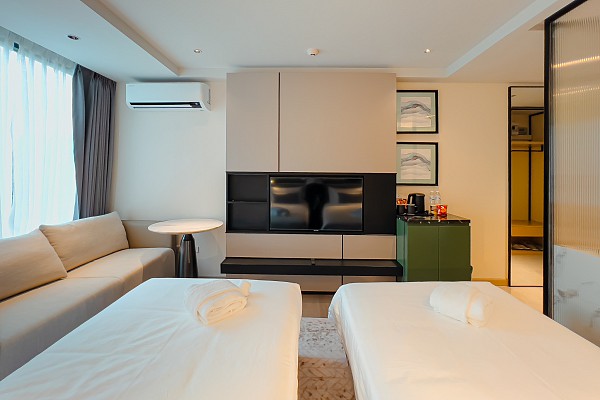 Deluxe Twin Room